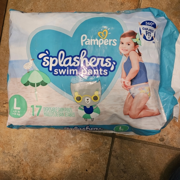 NIB!!! Pampers Splashers - Picture 2 of 2
